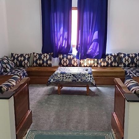 Warzazat Apartments Bagian luar foto