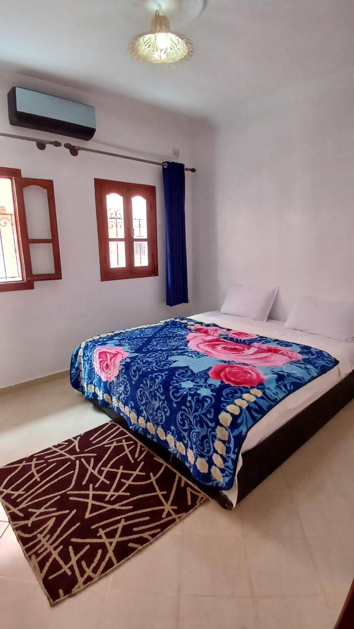 Warzazat Apartments Bagian luar foto